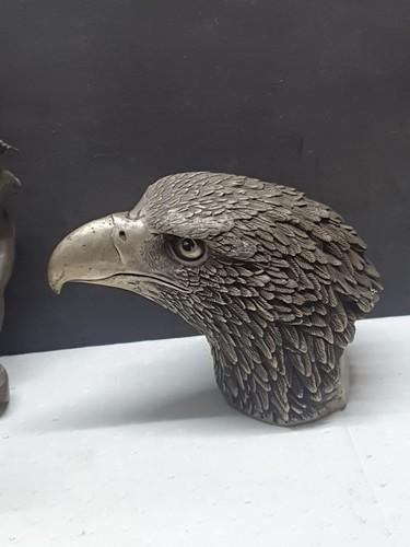 Grande busto aquila placcato