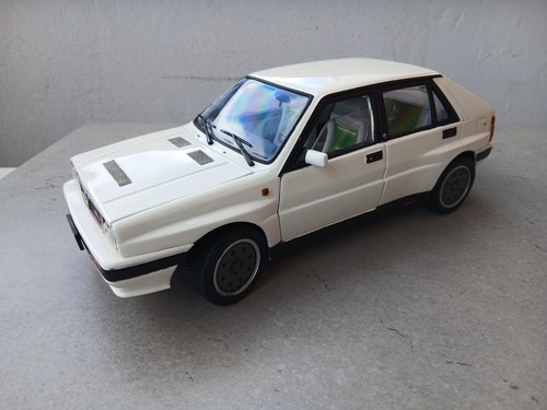 Lancia delta integrale 8v - lancia,