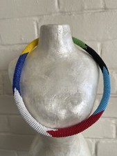Collana di perline semi