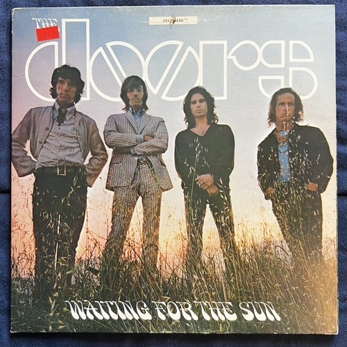 The doors waiting for - doors, sun