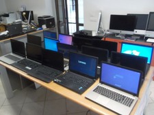 VENDO IN BLOCCO UN LOTTO DI PORTATILI FUNZIONANTI DA REVISIONARE