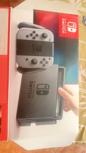 Nintendo switch 32gb console - nintendo,