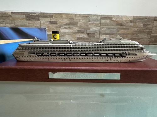 Modellino costa concordia - costa,