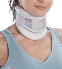 COLLARE CERVICALE ORTOPEDICO
