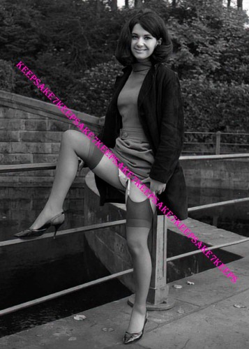 Classic leggy pinup ragazza - classic,