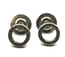 Orecchini a perno tondo firma