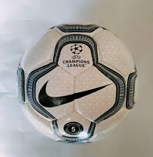 Nike Geo Merlin match ball