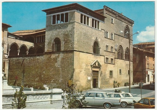 Tarquinia viterbo palazzo - viterbo,