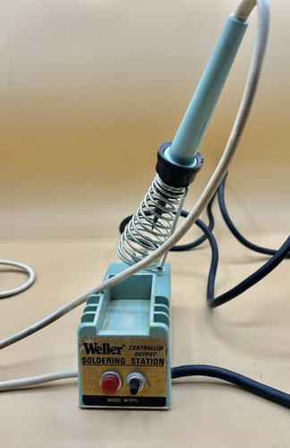 Weller soldering station - weller,