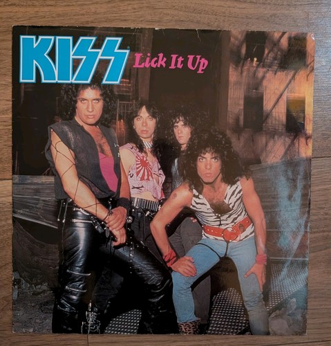 Kiss lick vinyl - up, 12"
