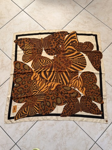 Foulard yves saint - foulard, laurent