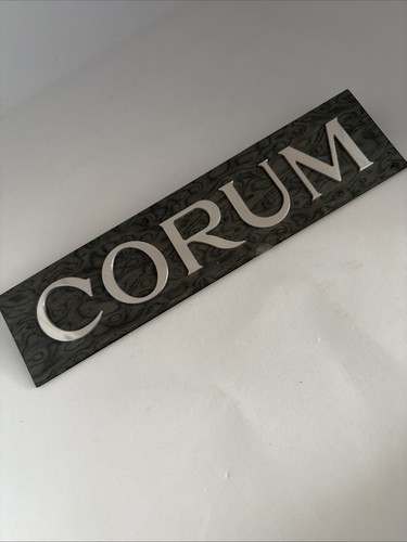 Corum display watch vetrine - corum,