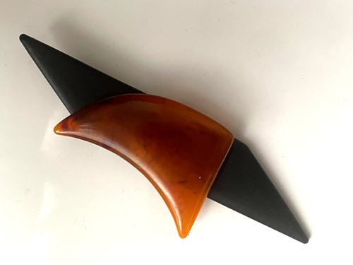 Très grande broche plastique - grande,