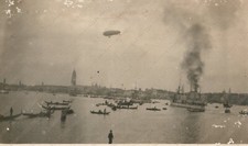 1919 VENEZIA Navi Austriache dopo la resa aerostato dirigibile Fotografia