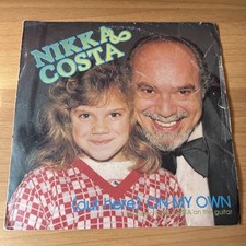 DISCO VINILE 45 GIRI NIKKA COSTA OUT HERE ON MY OWN - CHAINED TO THE BLUES