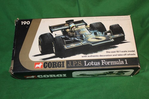 Auto corsa vintage corgi - da,