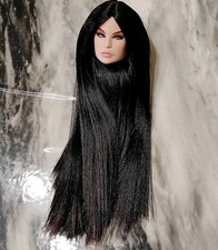 FASHION ROYALTY ALEJANDRA
