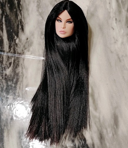 Fashion royalty alejandra - royalty,