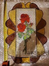 Vetro Colorato, Oggetto