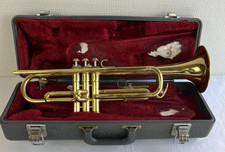 Tromba Yamaha YTR-233 con