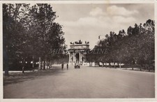 MILANO - Viale nel Parco e