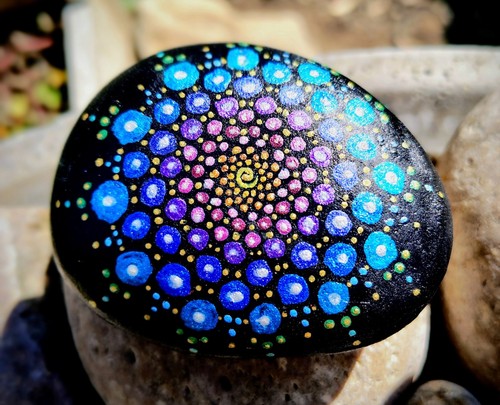 Roccia fiume mandala - ​roccia,