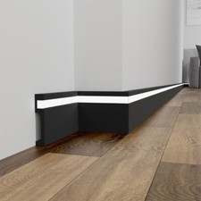 Battiscopa nero LED LCL-15B