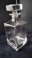 Superbe Carafe à whisky en cristal uni  de Sèvres  NOUVEAU