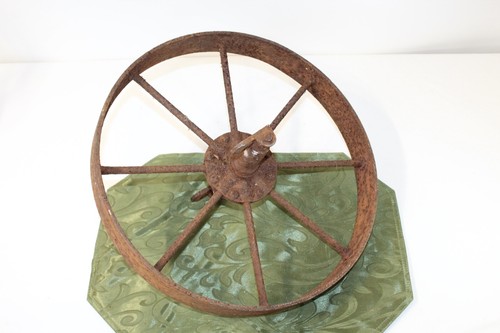 Antica ruota carriola - carriola,