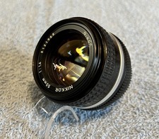 Obiettivo Nikon Nikkor 50 mm f. 1:1,4 AIS