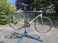Trek Domane 5.2 Carbon Road