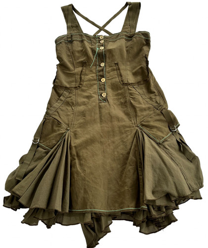 Exceptionnelle robe à - ,