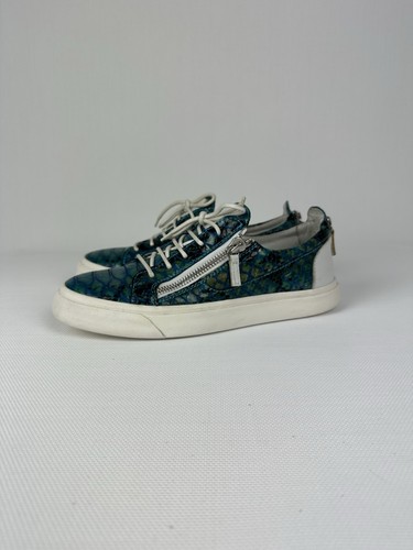 Giuseppe zanotti python - giuseppe,