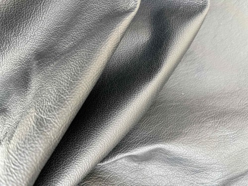 Pelle canguro colore nero