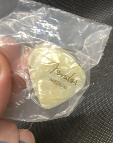 Fender medium white - medium, plettro