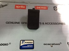 Lever glove box unlocking