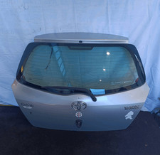 670050D160 Portello post.  TOYOTA YARIS 1.4 D-4D (FRP) Ber. 5p/d/1364cc