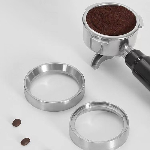 Imbuto dosatore per caffè con