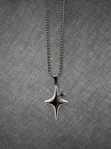 Collana con ciondolo starburst