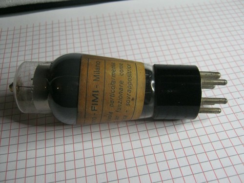 Valvola radio epoca - radio, 57