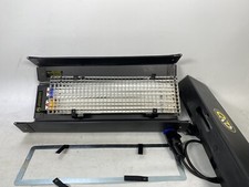 Kino Flo Diva-Lite 201 Apparecchio con telaio in gel, custodia, lampadine