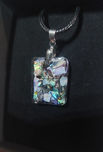 Collana con ciondolo - , in