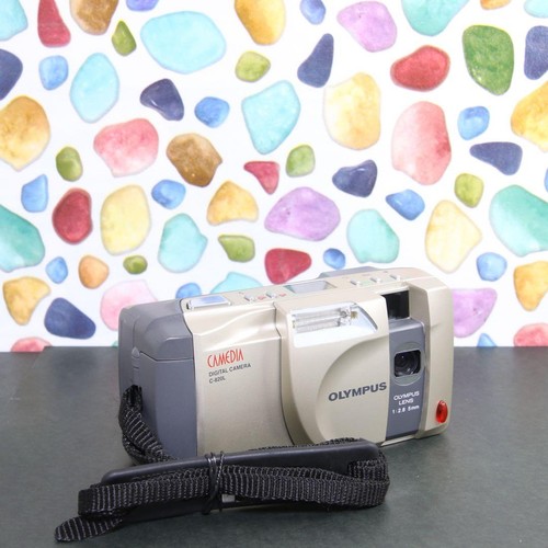 Macchina fotografica - ︎,