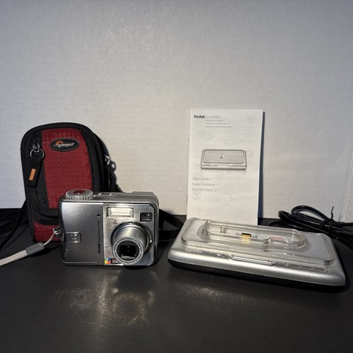 Fotocamera digitale compatta