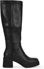 Stivali Di Canna Alta E Suola