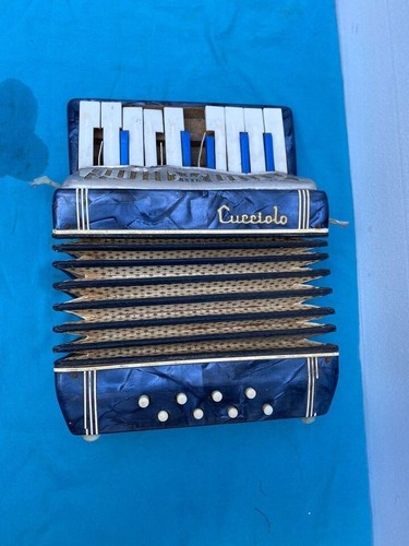 Giocattolo vintage fisarmonica