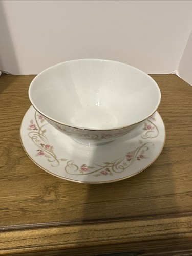 Lisa harmony house china - by,