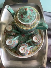 Set Cinese da té in ceramica: Teiera e quattro tazze