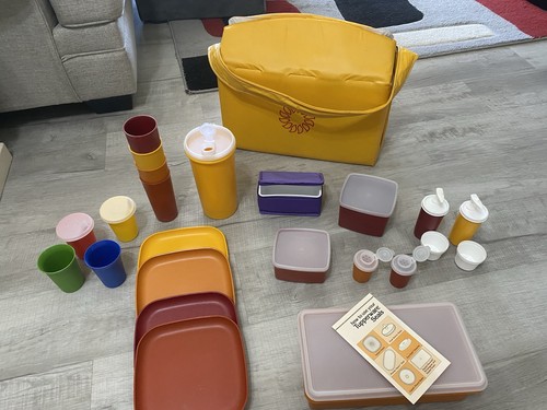 Tupperware vintage multi color - vintage, multi-color