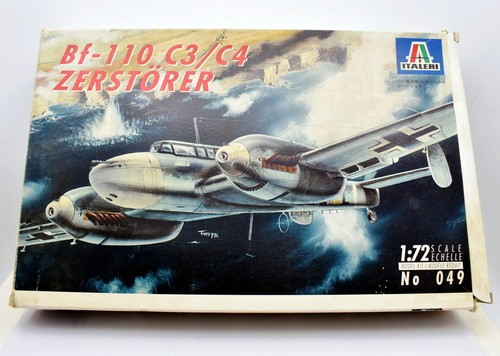 Modellini aerei model kit